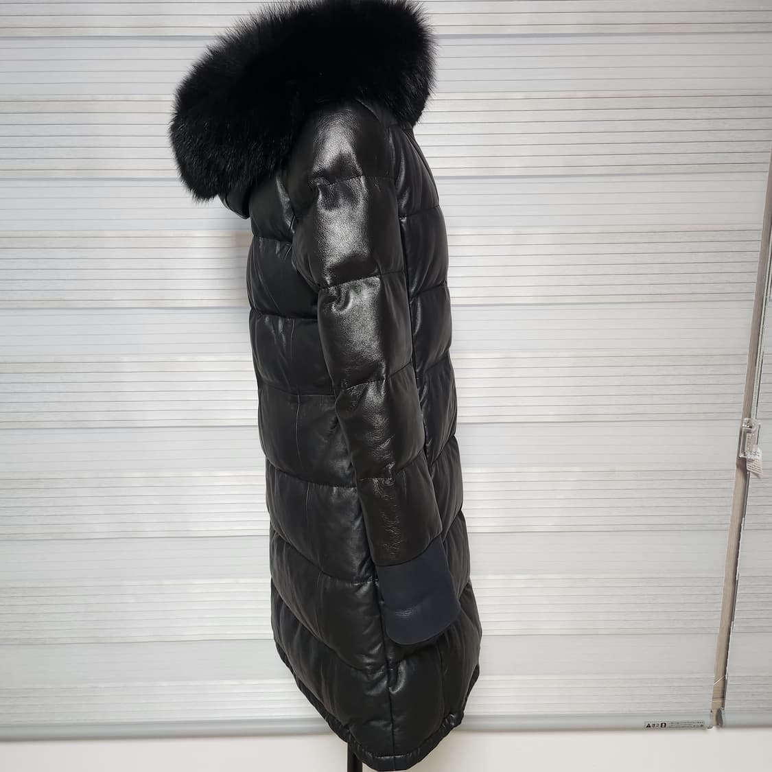 《새상품》(주)로보/ 후드 폭스퍼 구스 양가죽 롱패딩 상품이미지3