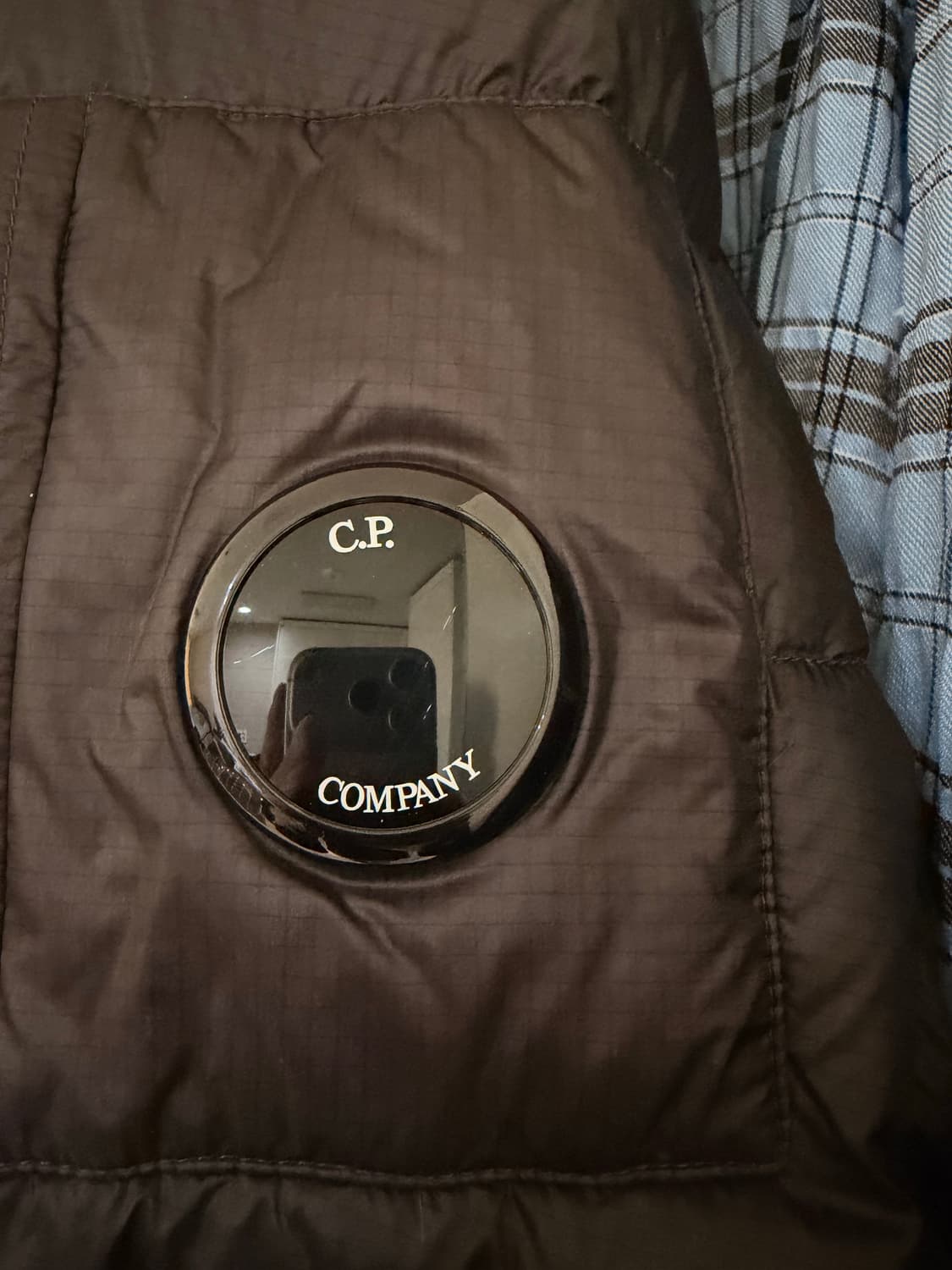 cp컴퍼니 DD쉘 다운 자켓 M사이즈 판매 상품이미지5