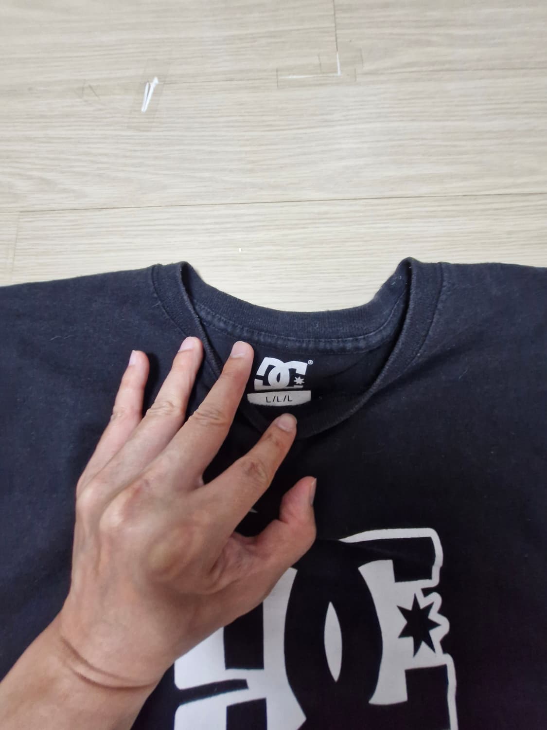 [L] 00s DC SHOES 디씨 반팔 티셔츠 블랙 상품이미지2