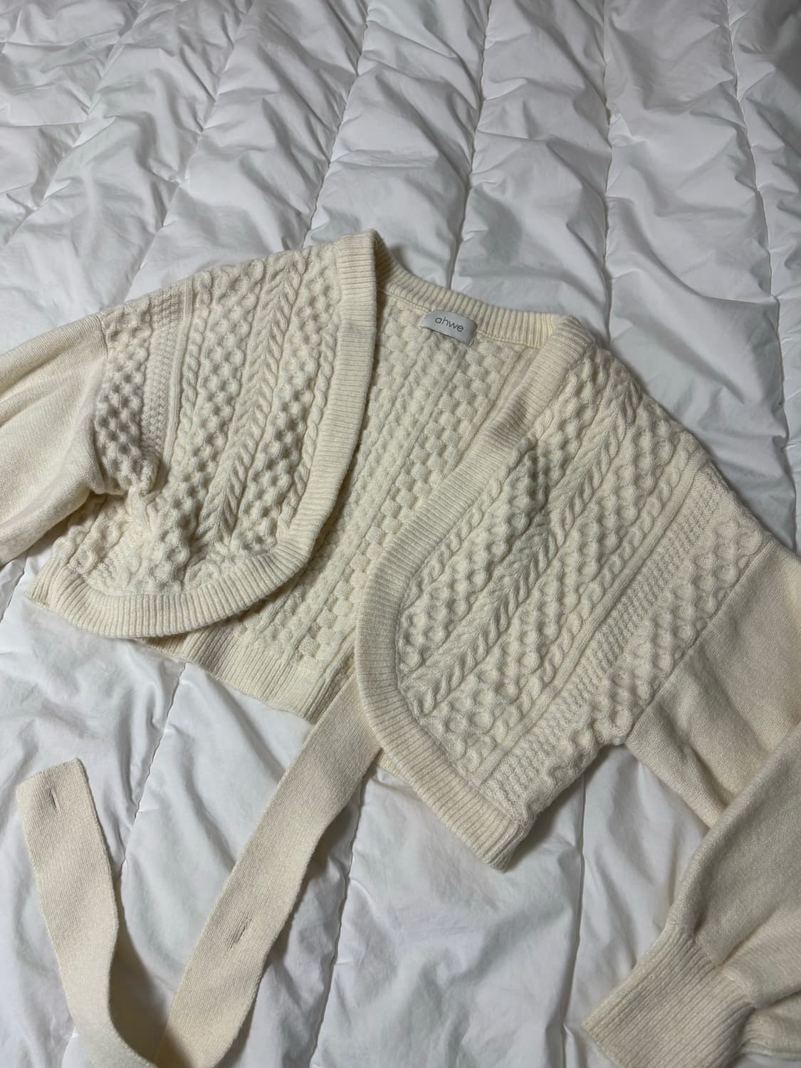 아위 볼레로 니트가디건 니트볼레로 아모멘토 니트꽈베기 상품이미지4