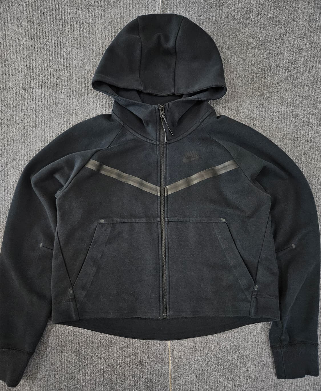 나이키 테크팩 크롭 후드 집업 급처 상품이미지1