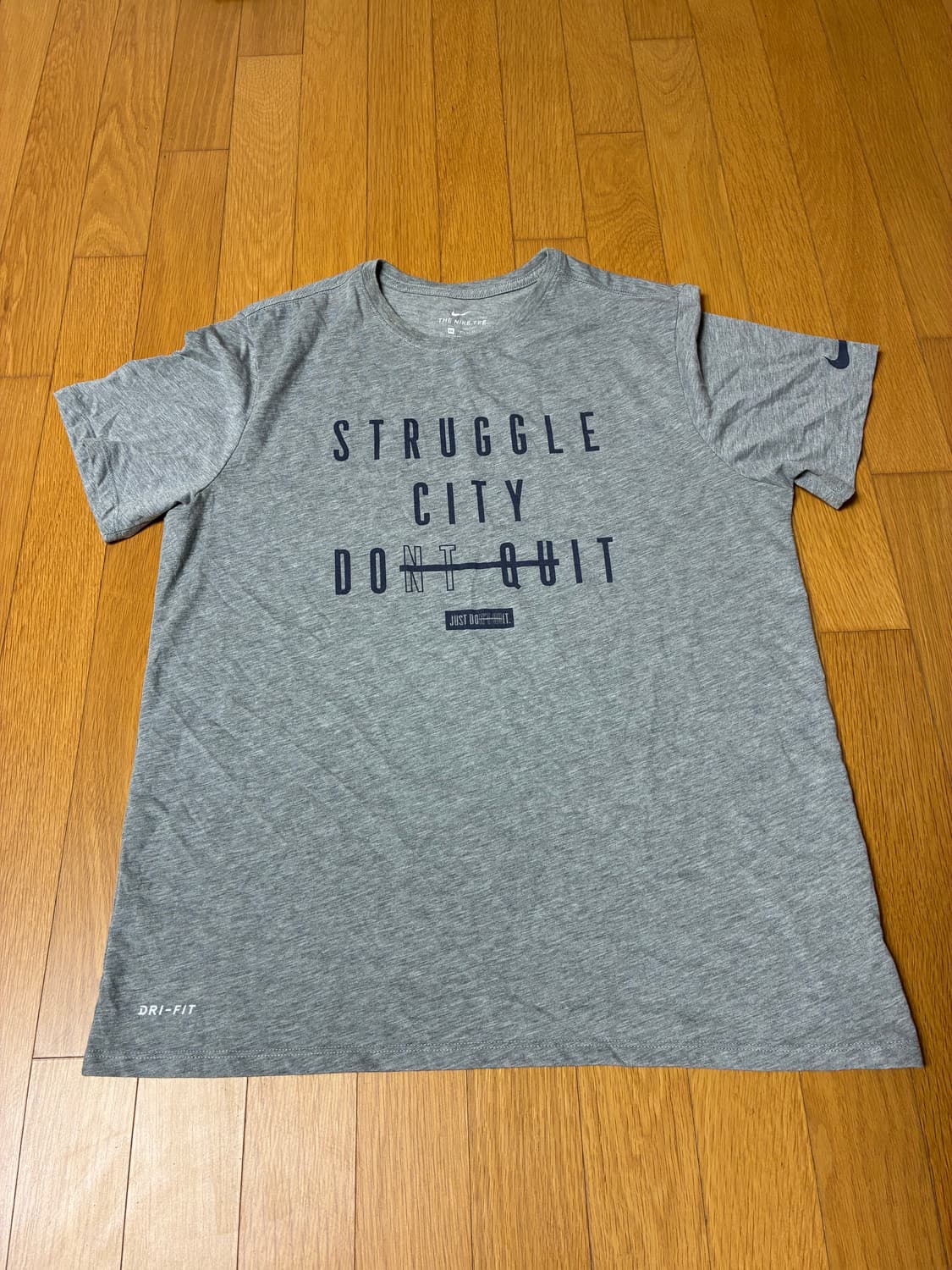 나이키 드라이 핏 반팔 (105) 상품이미지1