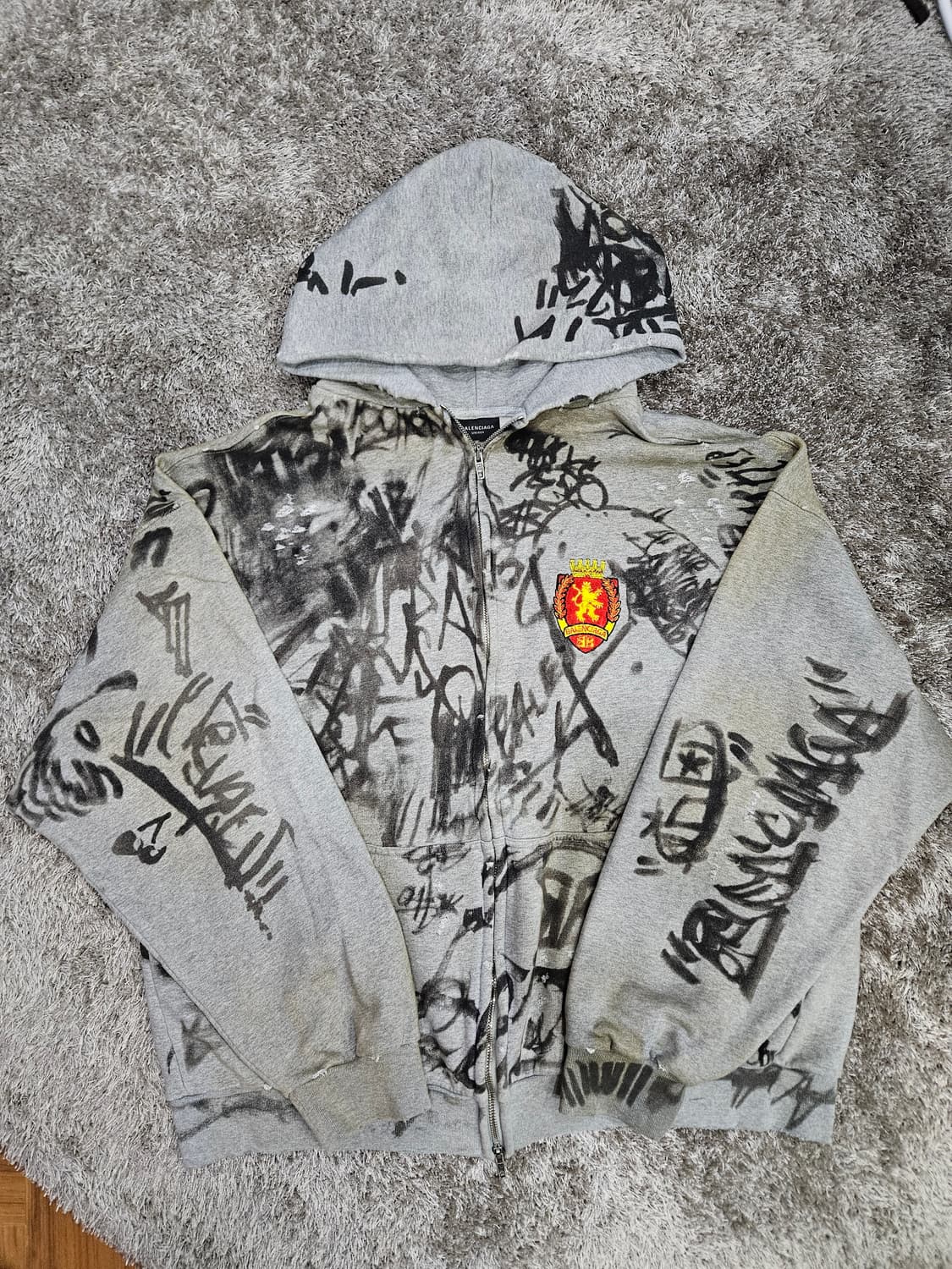 (정국님 착용)발렌시아가 스케이터 집업 판매합니다! 상품이미지2