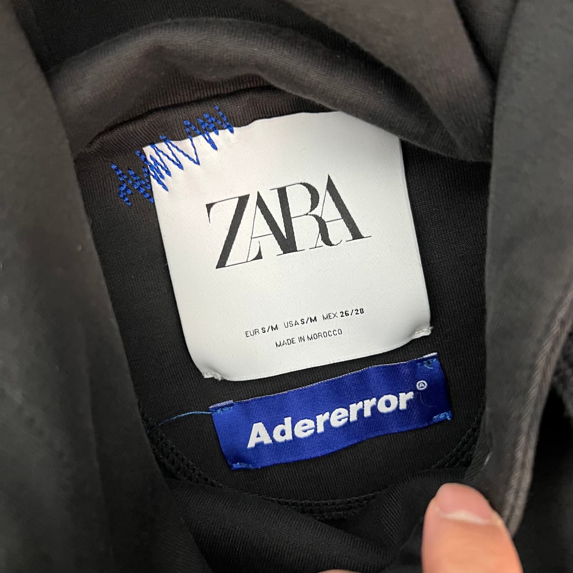 자라 x 아더에러 콘트라스트 스웨트 후디 블랙 상품이미지5