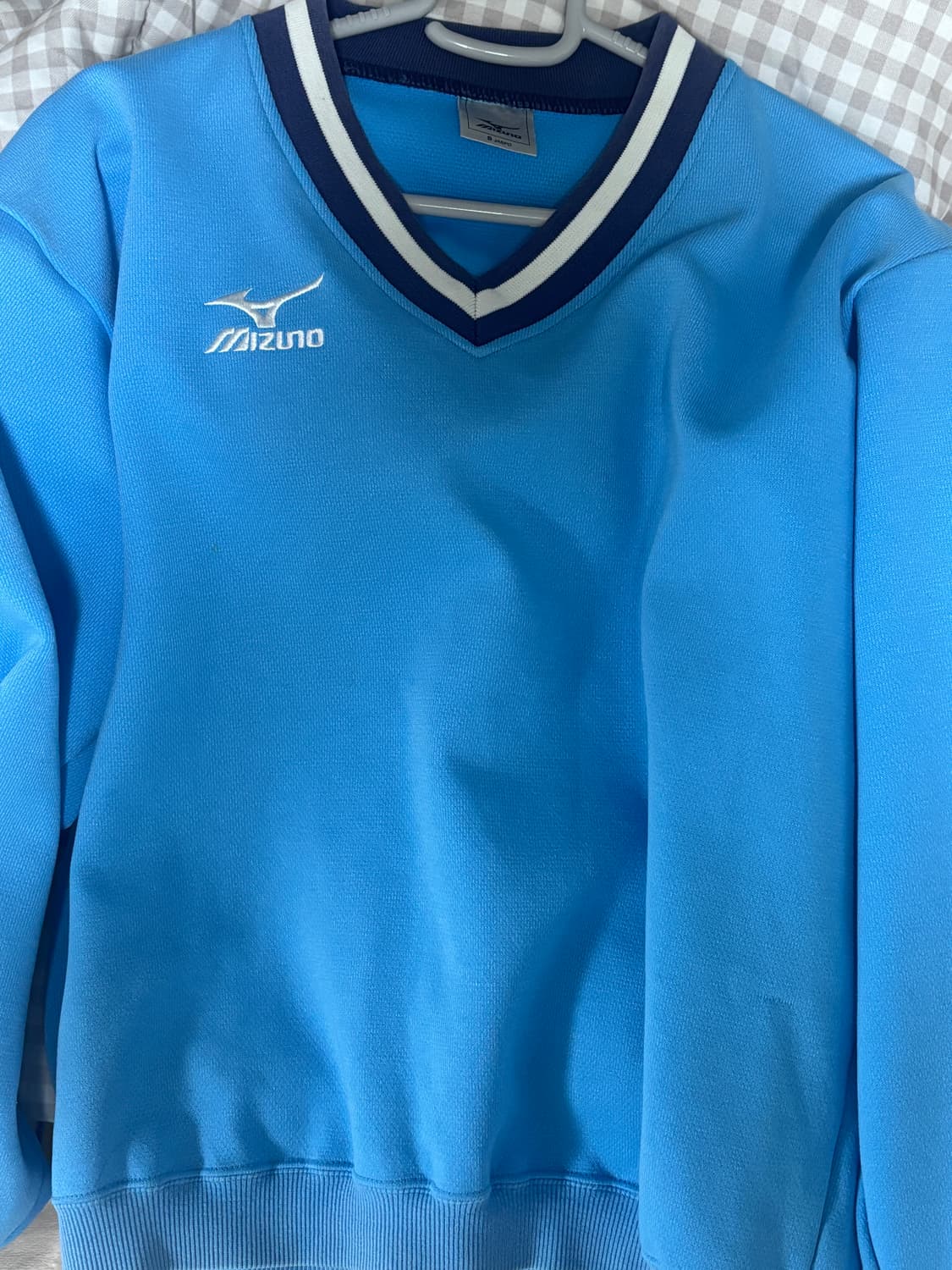 미즈노 하늘색 맨투맨  상품이미지1