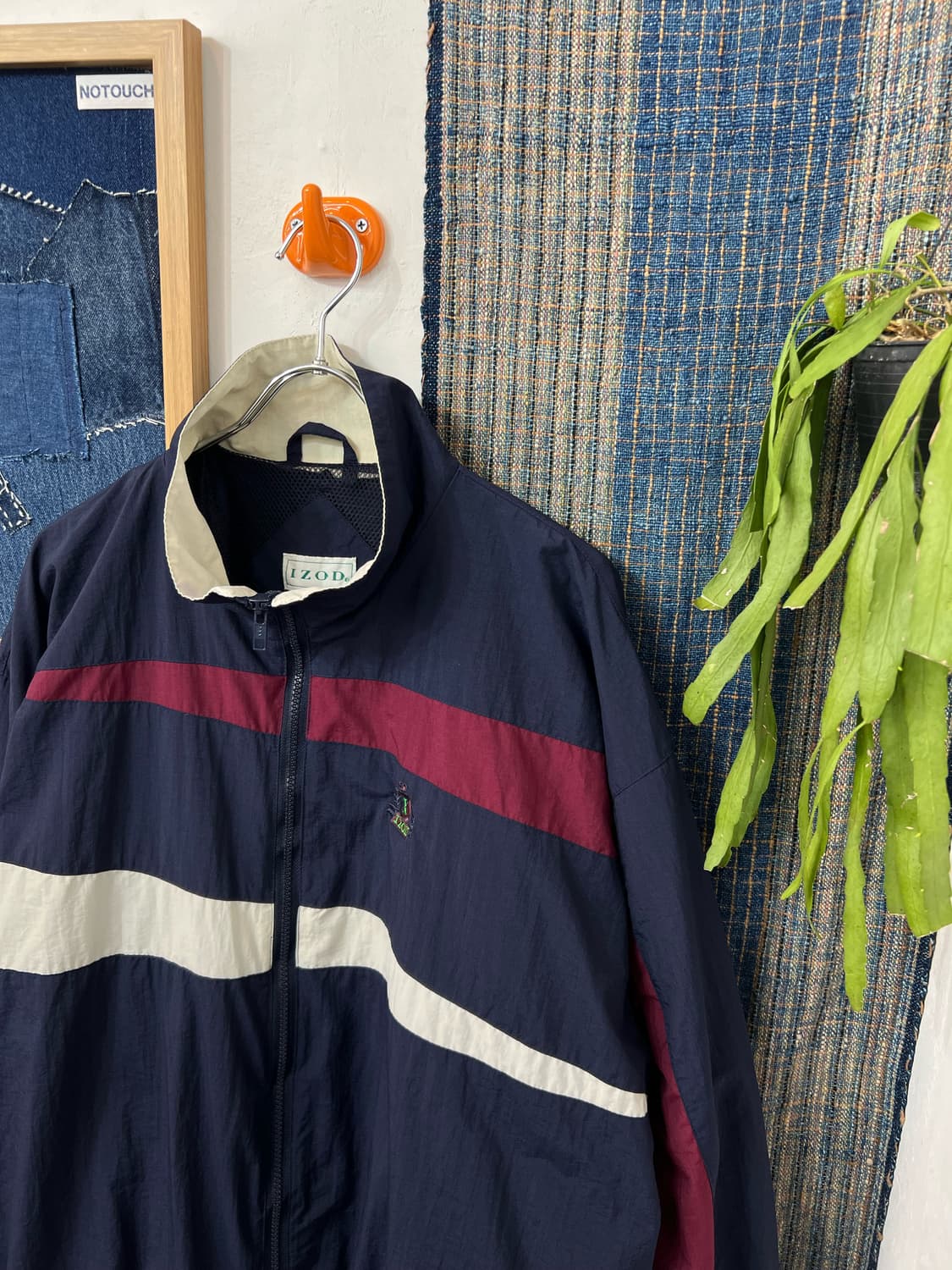 IZOD Color-Blocking Nylon Jacket 상품이미지3