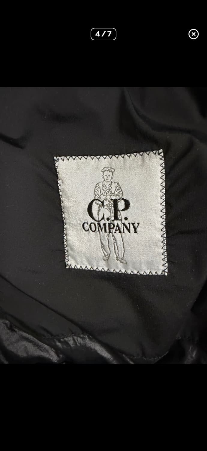 cp컴퍼니 22fw 나이크라 패딩(46)  상품이미지4