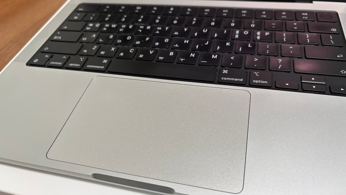 맥북프로 m3pro 14인치 18gb/512gb SSD 실버 상품이미지3