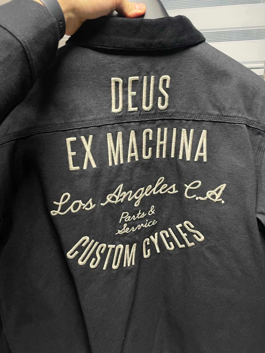 데우스 자켓 상품이미지2