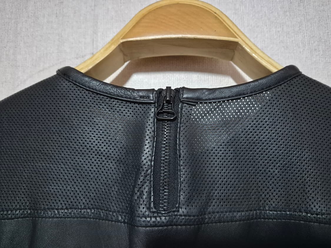 En Noir 옹느와르 레더 롱슬리브  상품이미지6