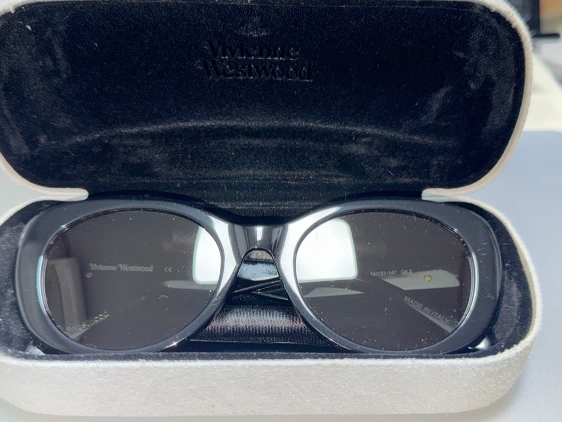 비비안웨스트우드 선글라스 블랙 상품이미지1