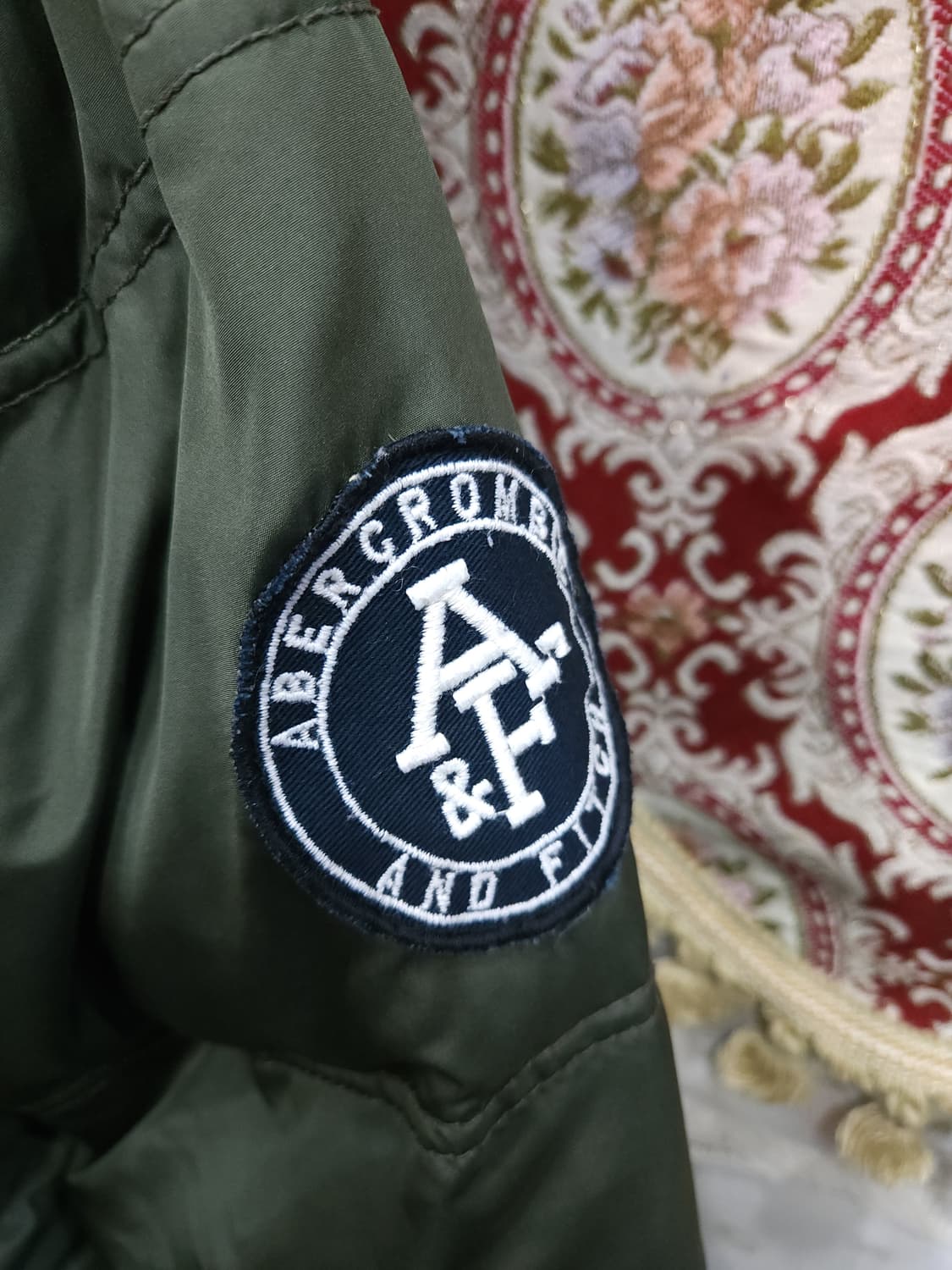 아베크롬비 캠쉘 오리털 패딩점퍼 푸퍼

 상품이미지3