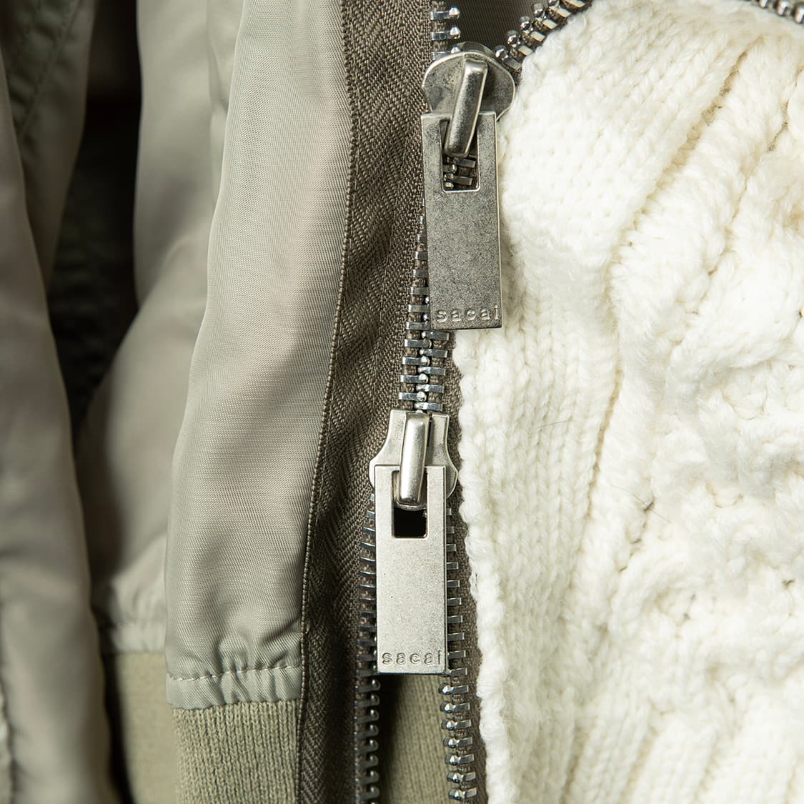 [2] sacai 사카이 23FW MA-1 케이블 니트 봄버 자켓  상품이미지7
