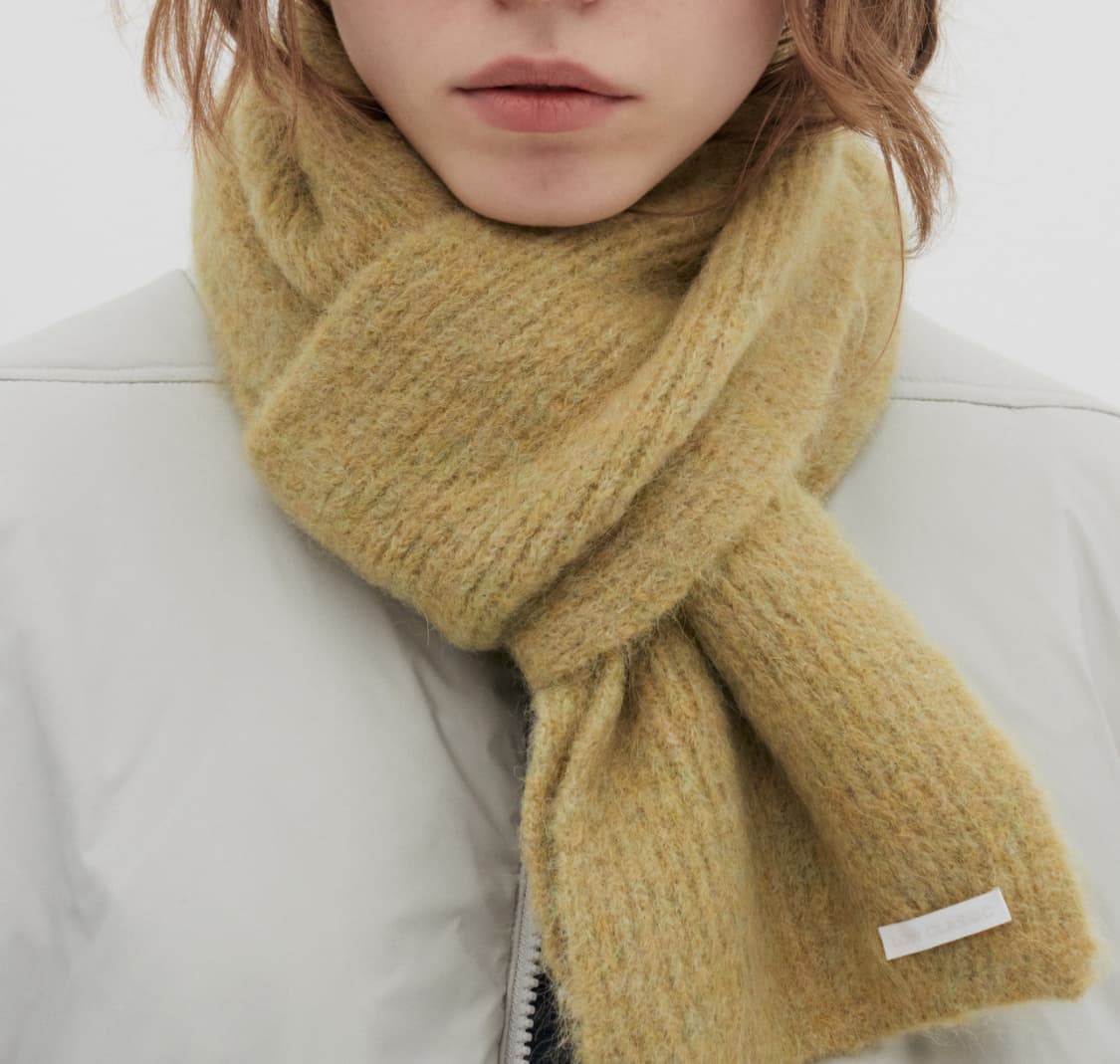 로우클래식 소프트 알파카 머플러 올리브 색상 상품이미지1