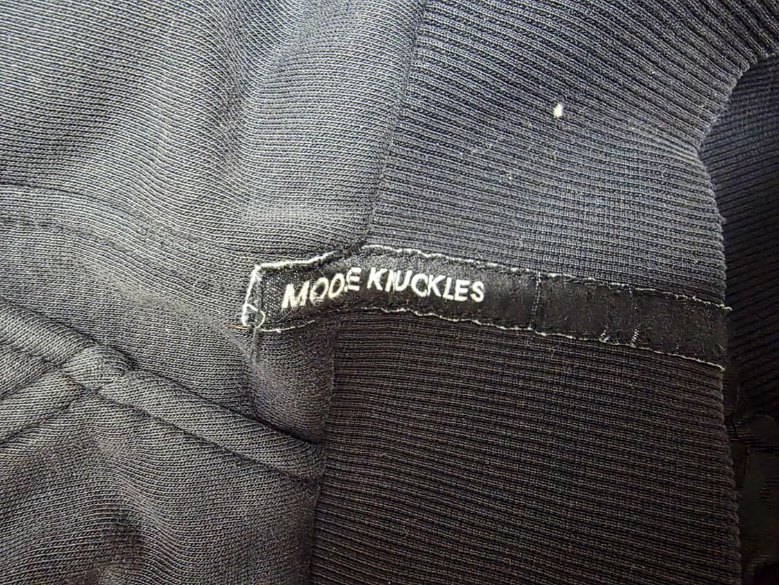 무스너클 블랙 메탈 로고 패딩 안감 후드 집업 L (지퍼수선요망) 상품이미지10