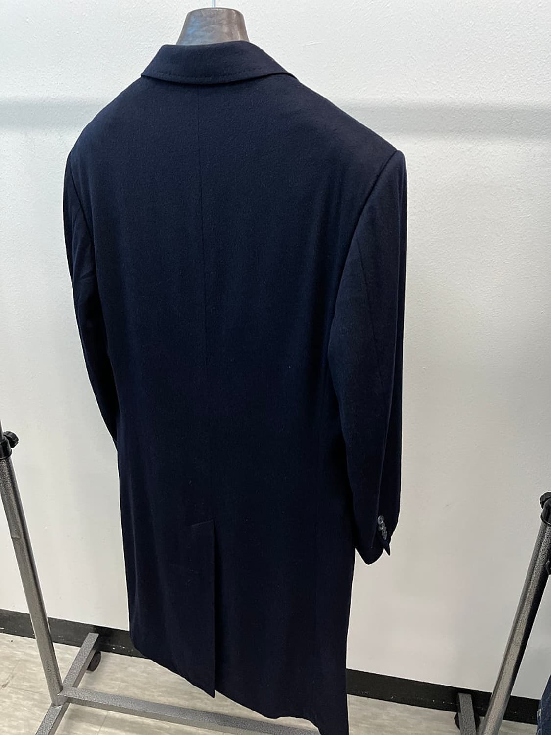 105) 꼬르넬리아니 이태리 캐시미어 코트  상품이미지7