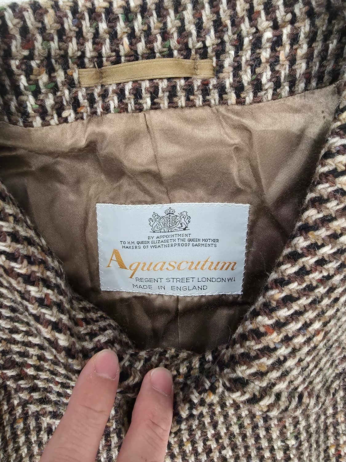 아쿠아스큐텀 스코티시 트위드 코트 상품이미지3