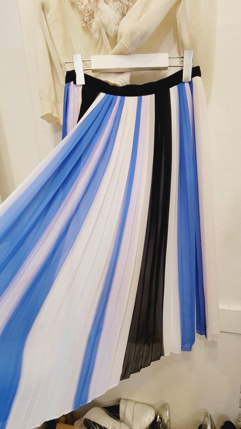 BCBG 린넨 가디건. 클럽모나코 실키 스커트 상품이미지7