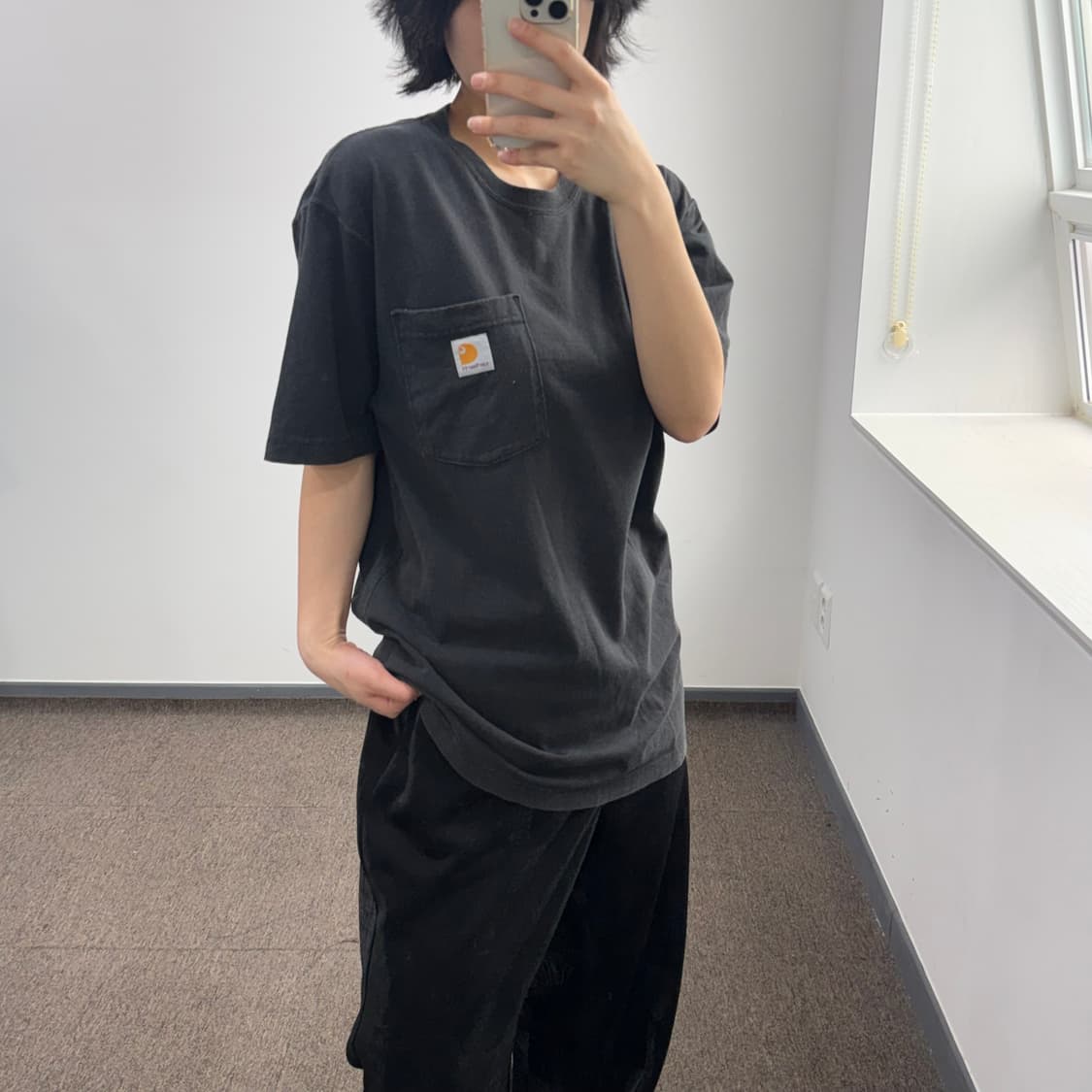 Carhartt 칼하트 원포켓 블랙 반팔티 상품이미지2