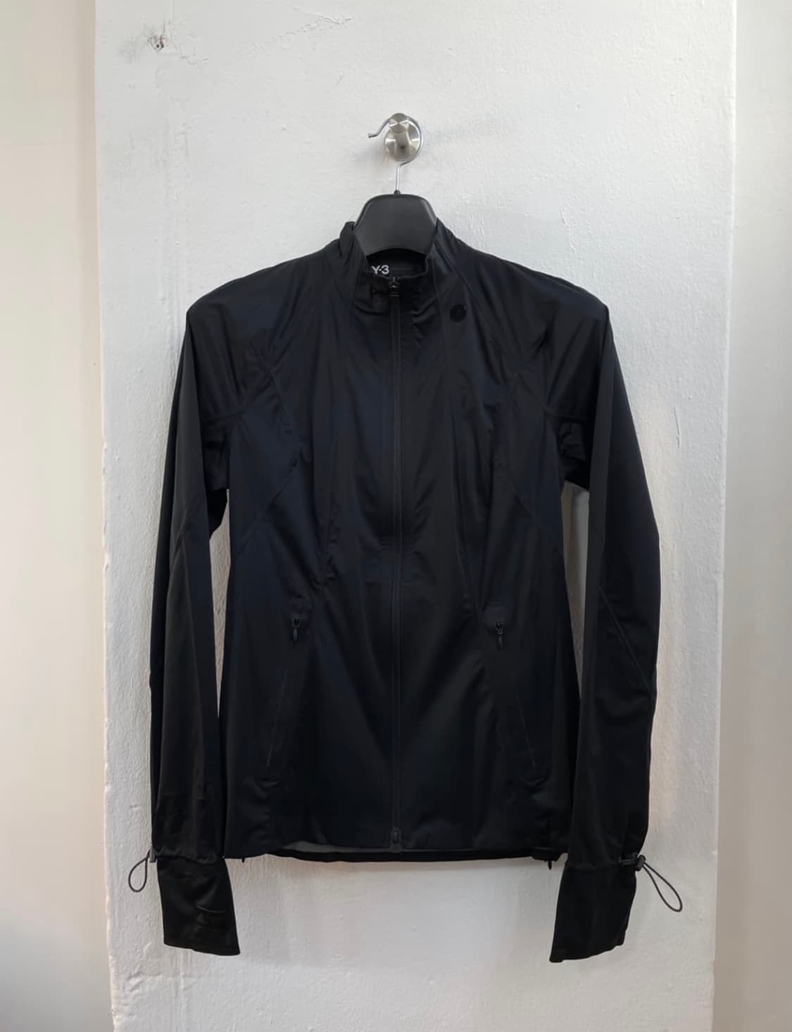 Y-3 와이쓰리 테크니컬 러닝 자켓 상품이미지1