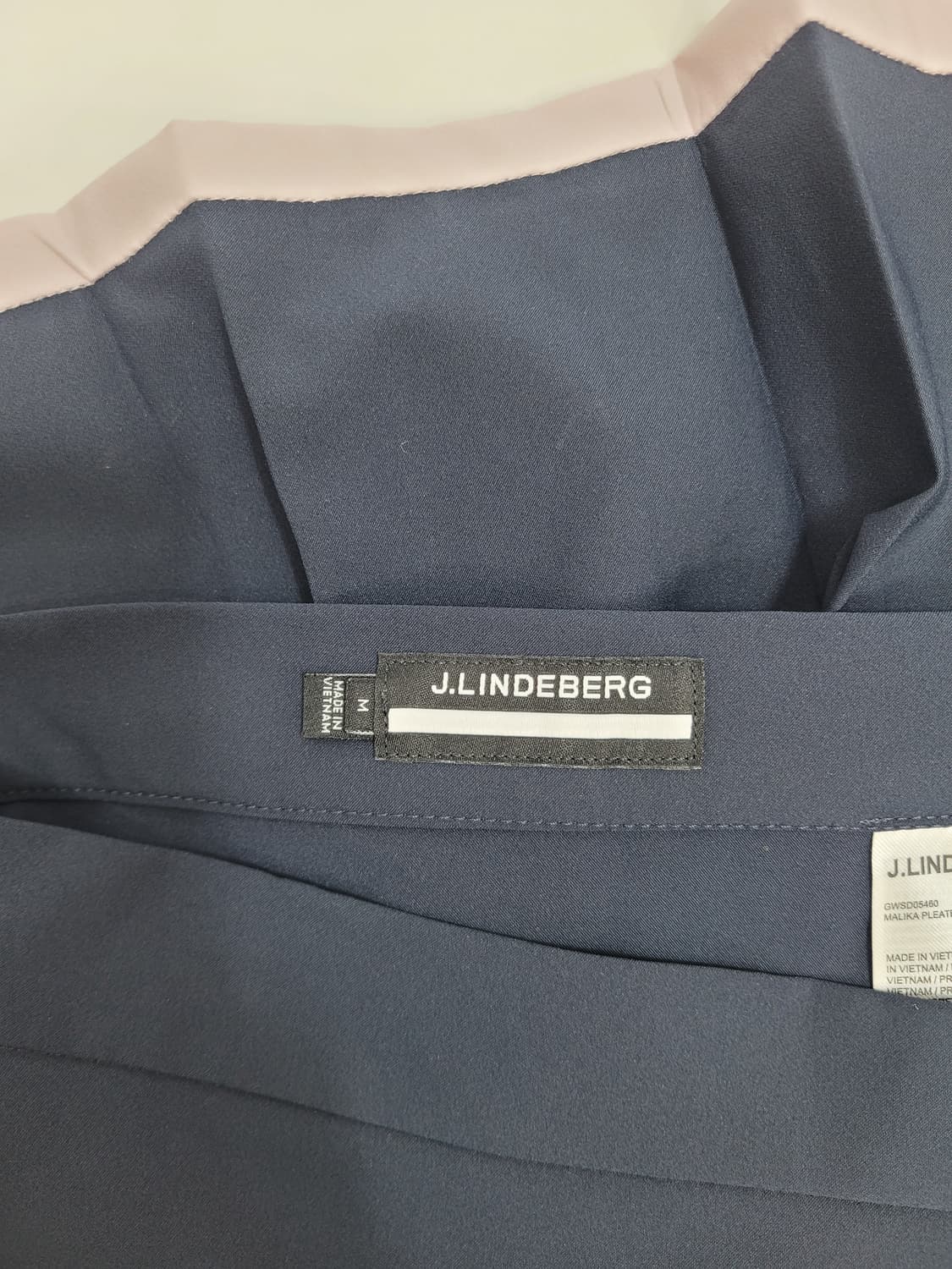 J.LINDEBERG 제이린드버그 플리츠 스커트 / 여 M 네이비
 상품이미지8