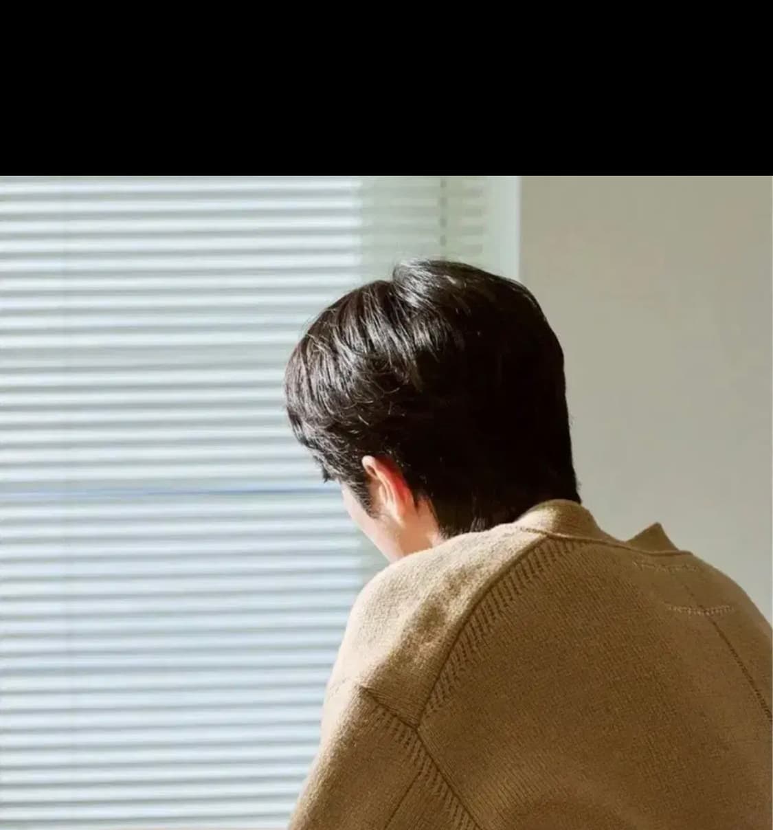 새상품) 렉토 가디건 베이지 S (변우석 착용) 상품이미지5