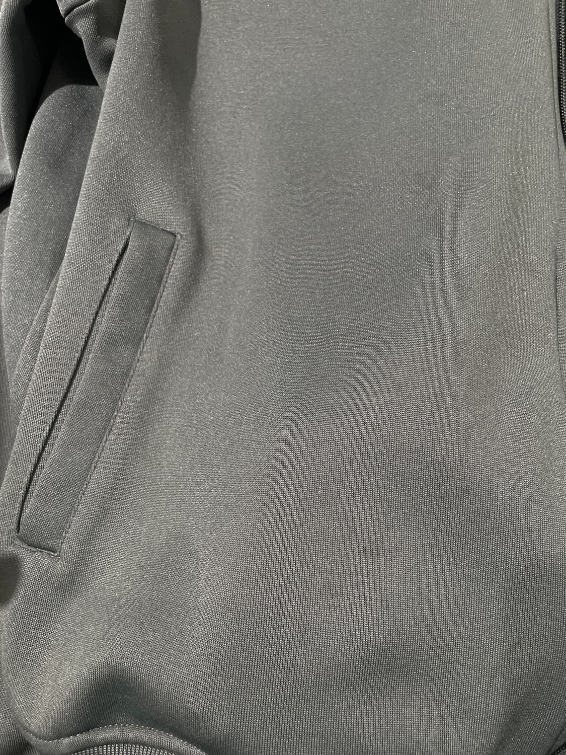 아디다스 x 퍼렐 윌리엄스 카키 파이어버드 트랙 자켓 상품이미지9