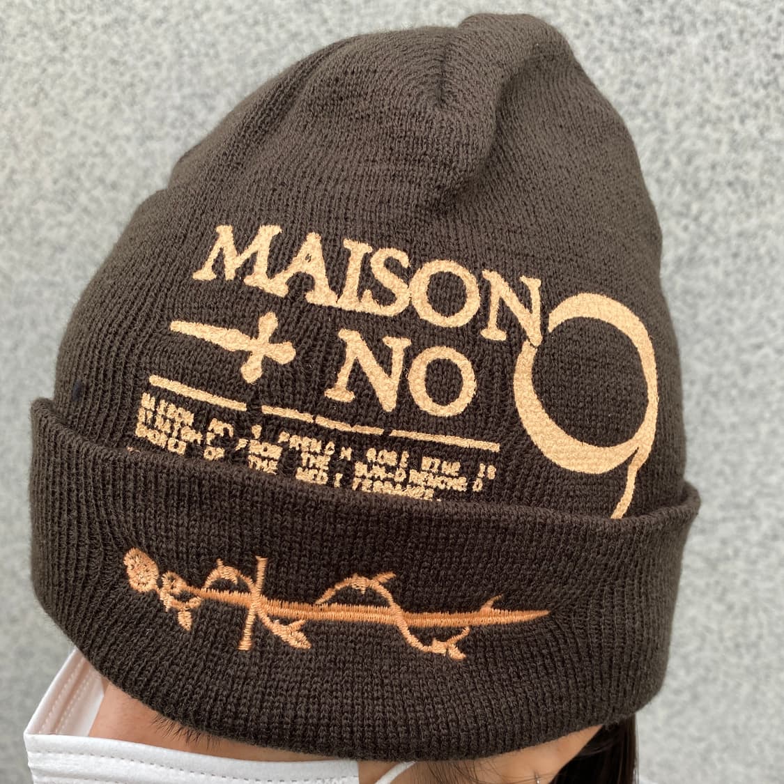메종9(Maison 9) 그래픽 니트 비니 - 다크 브라운 상품이미지2