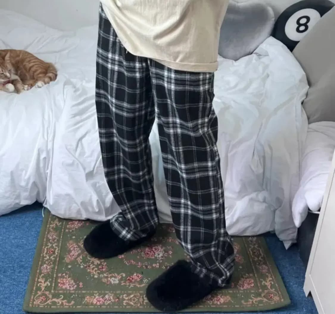 블랙 체크 패턴 바지 상품이미지1