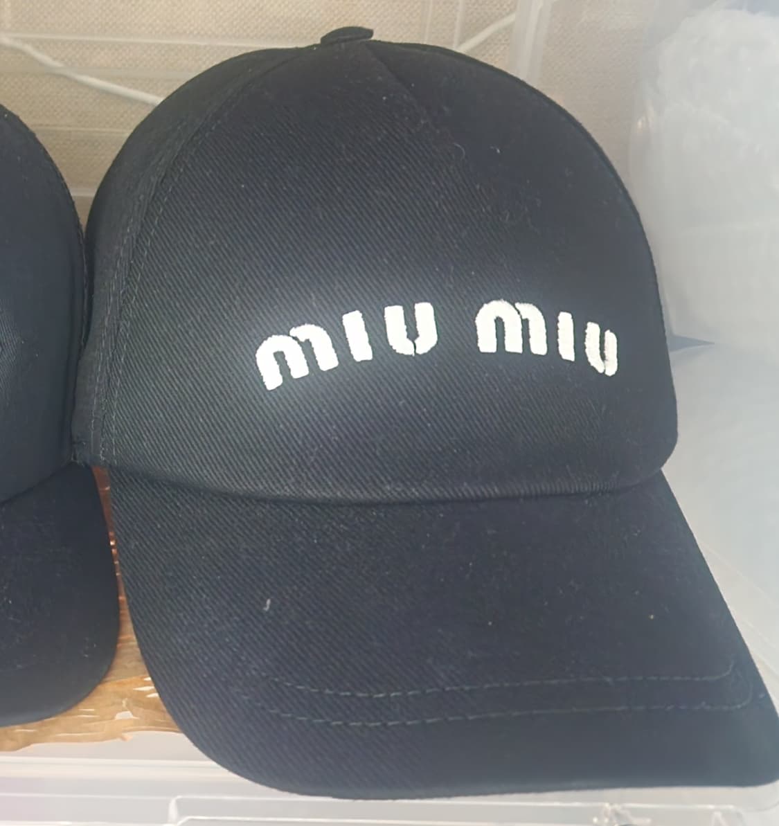 미우미우 볼캡 XXL 상품이미지1