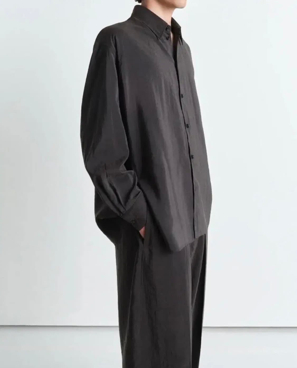 24SS 르메르 드라이실크 트위스티드 셋업 54/50 에보니 상품이미지1