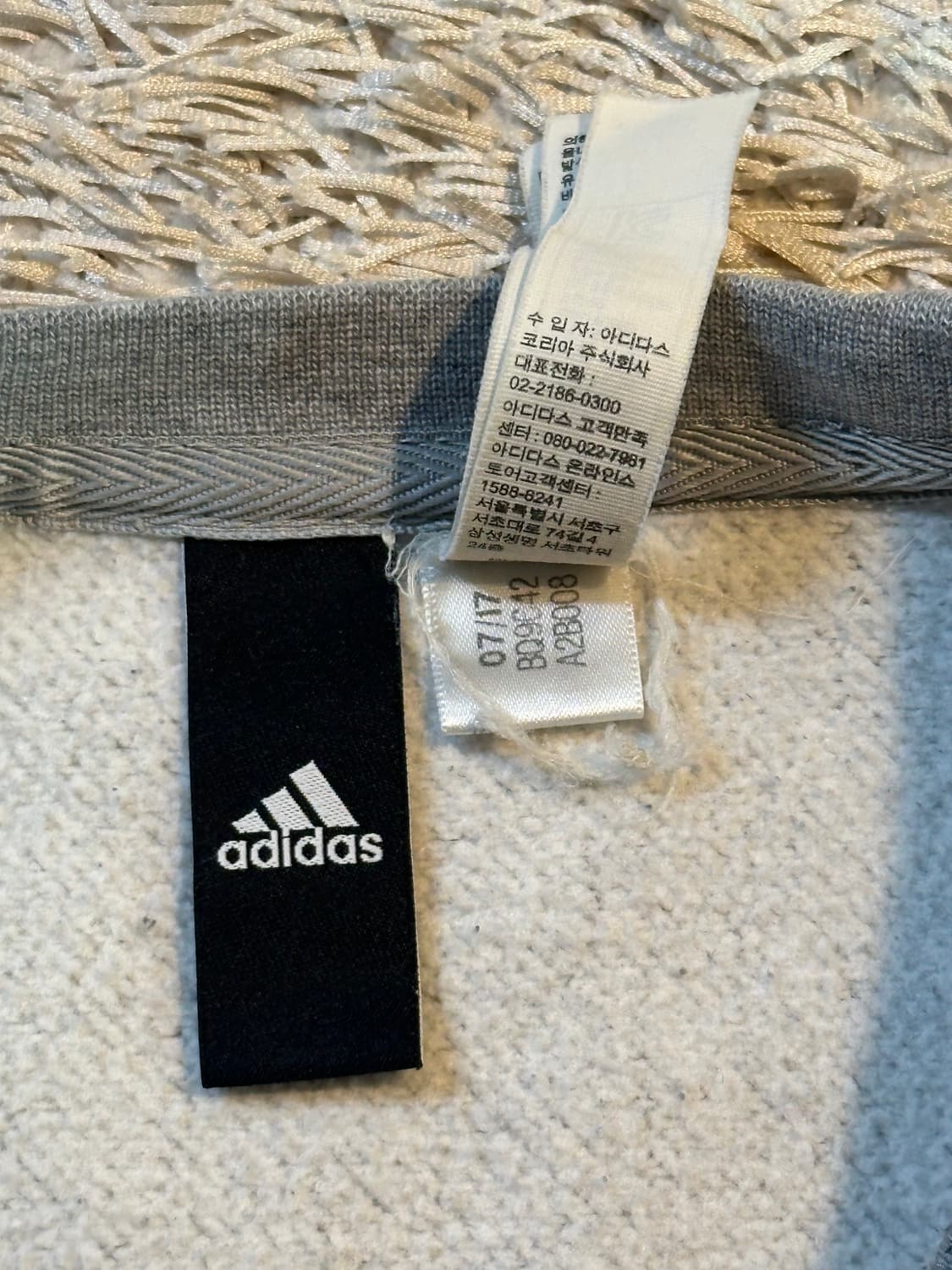아디다스 ADIDAS 삼각로고 사이드라인 맨투맨 그레이 상품이미지5
