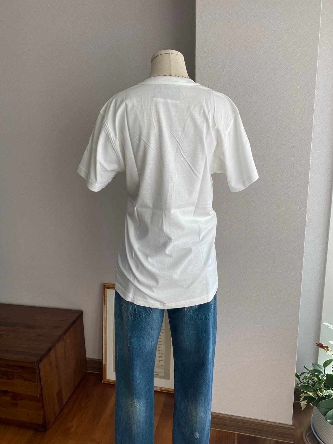 MOSCHNO 프린세스 그래픽 반팔티셔츠(XS,미착용) 상품이미지4