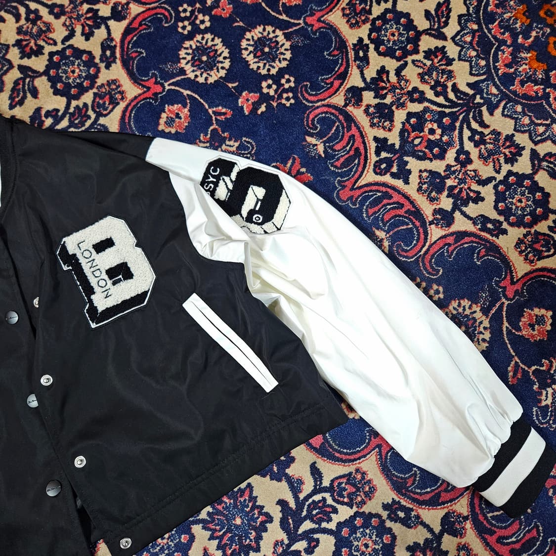 벤셔먼 23ss 크롭 나일론 바시티 자켓 S 상품이미지3