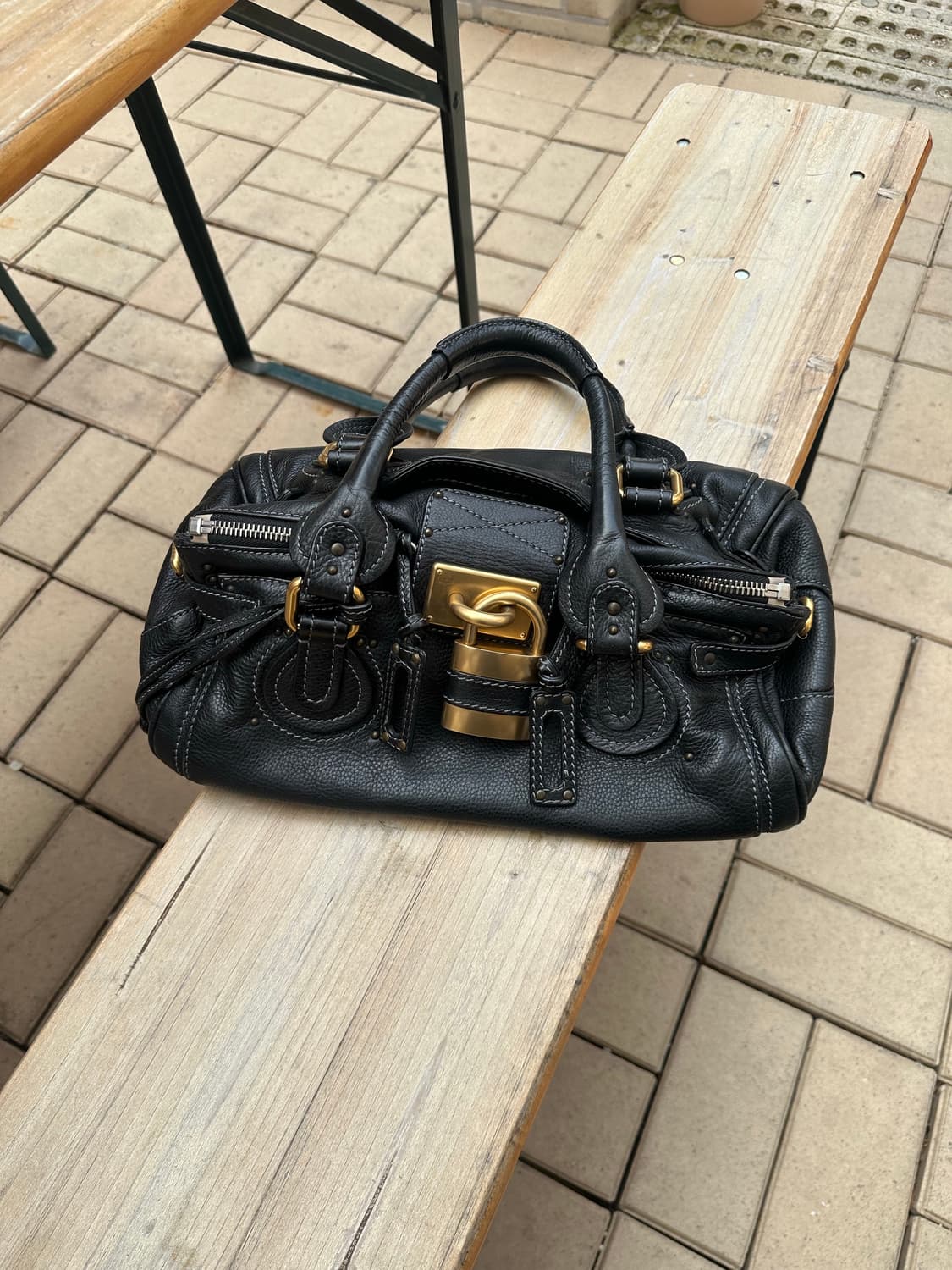 [A+ 정품] 끌로에 패딩턴백 블랙 금장 상품이미지3