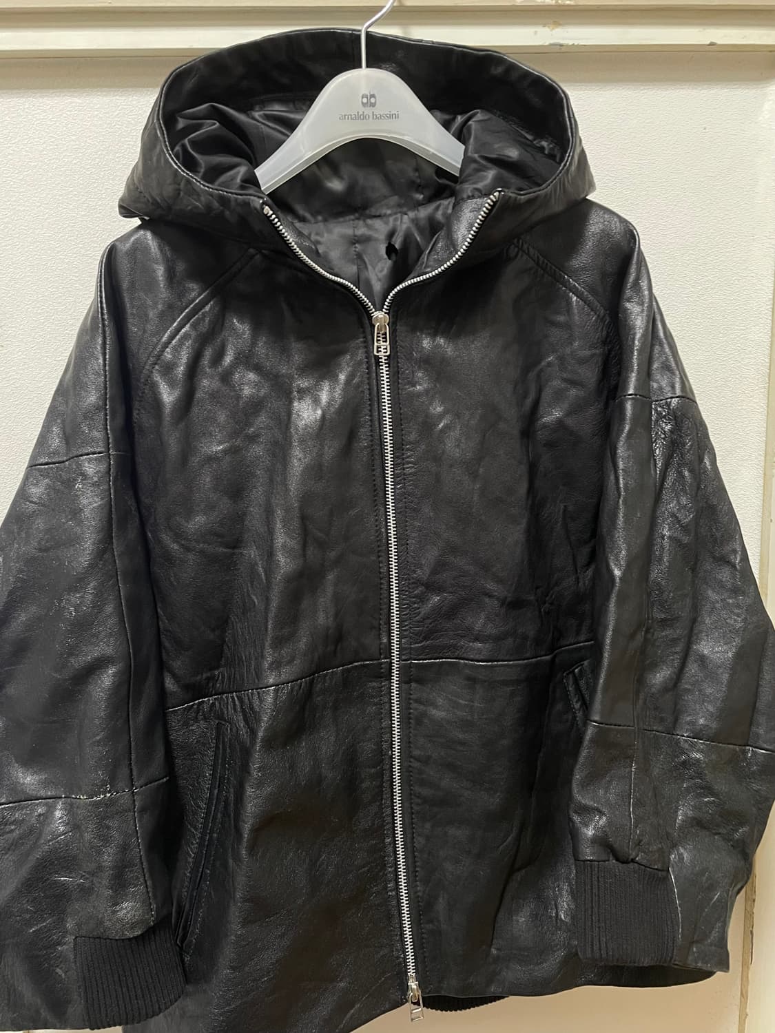 Short-Sleeve Hooded Leather Jacket 상품이미지1