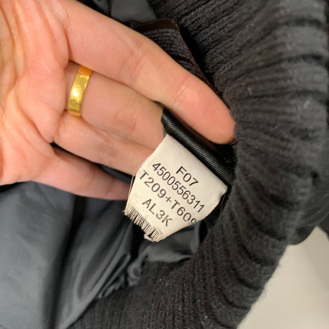 노스페이스 울프죠 블랙 다운 패딩 상품이미지6