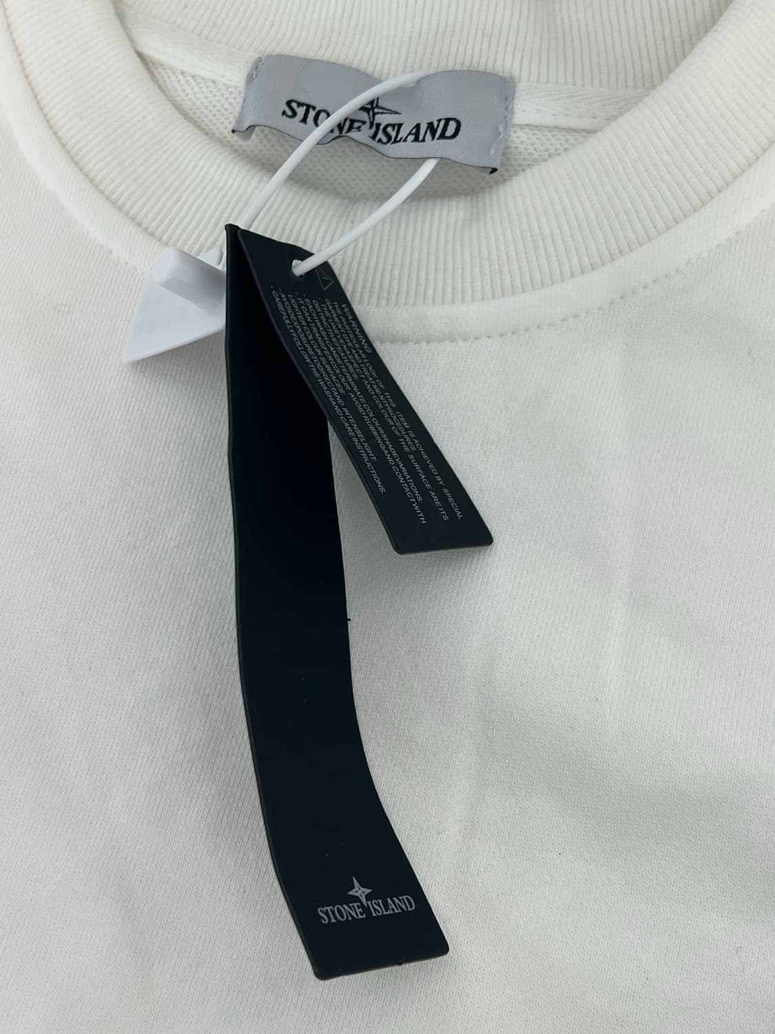 스톤아일랜드 화이트 맨투맨 새상품 상품이미지2