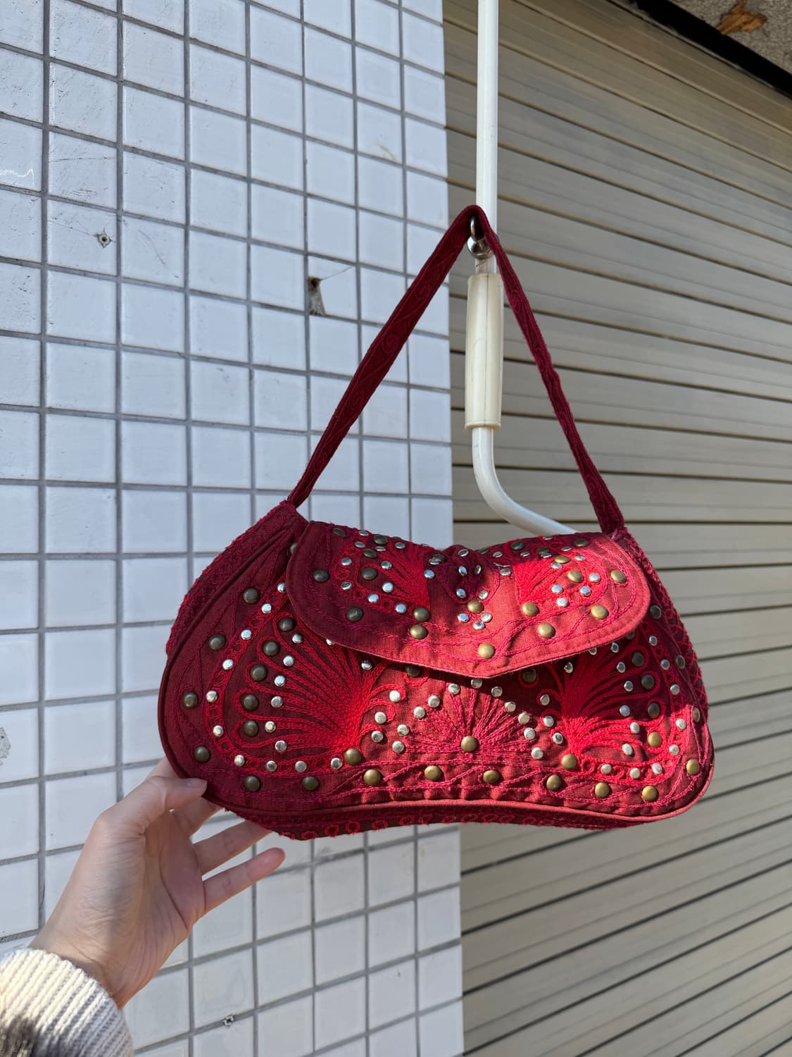 아네스베 스터드 웨스턴 숄더 백 상품이미지1