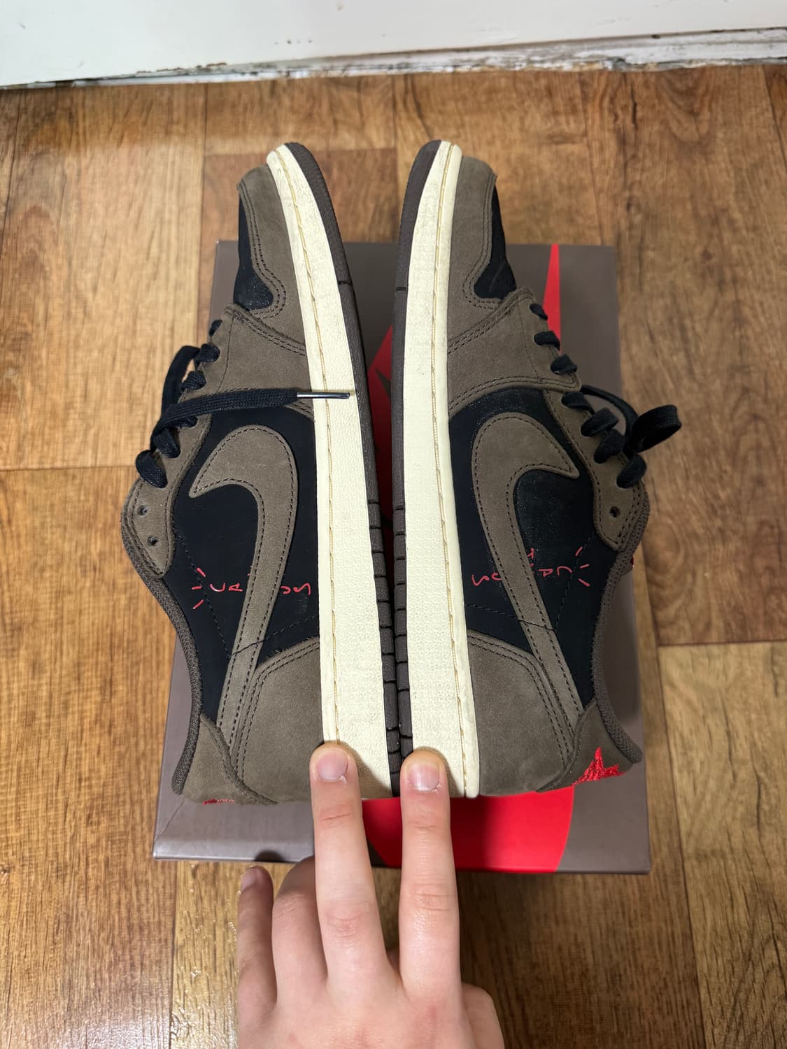 [270] 나이키 조던1 스캇 로우 OG 상품이미지5