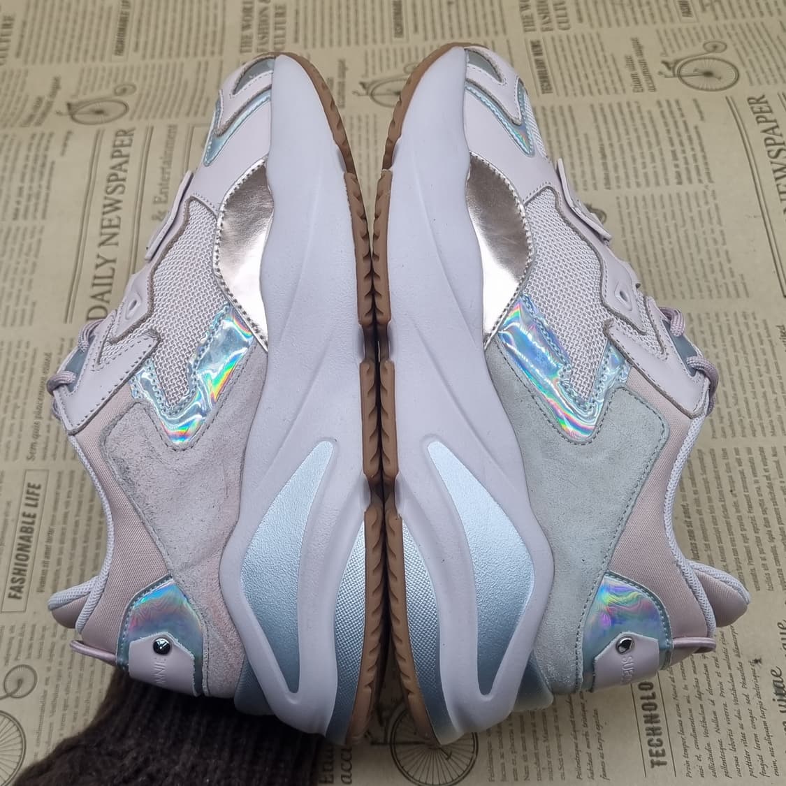 슈콤마보니 핑크 여성운동화235 굽5 상품이미지5