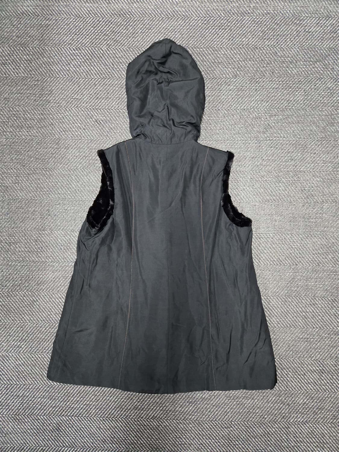 루치아노 오네스티 밍크 양면 깎은다이아몬드 패턴 후드밍크베스트 밍크롱조끼 상품이미지4