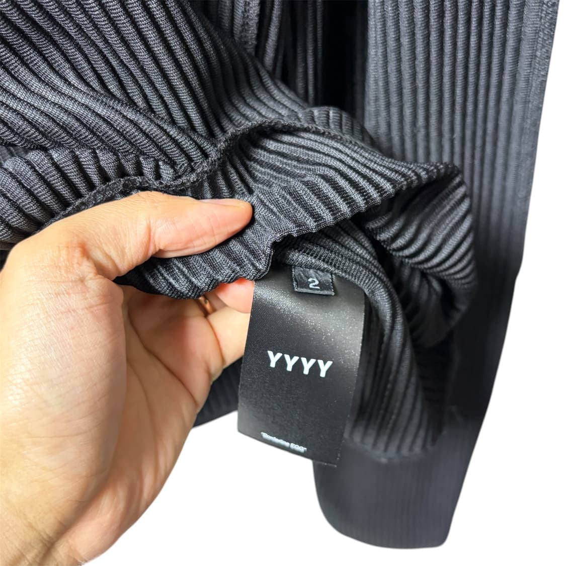 YYYY 버티컬 플리티드 롱슬리브 2 상품이미지4