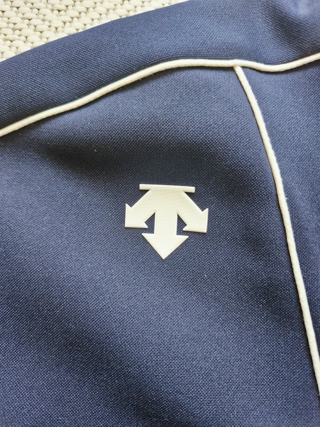 데상트 AAR 러닝 트랙탑 져지 100 상품이미지4