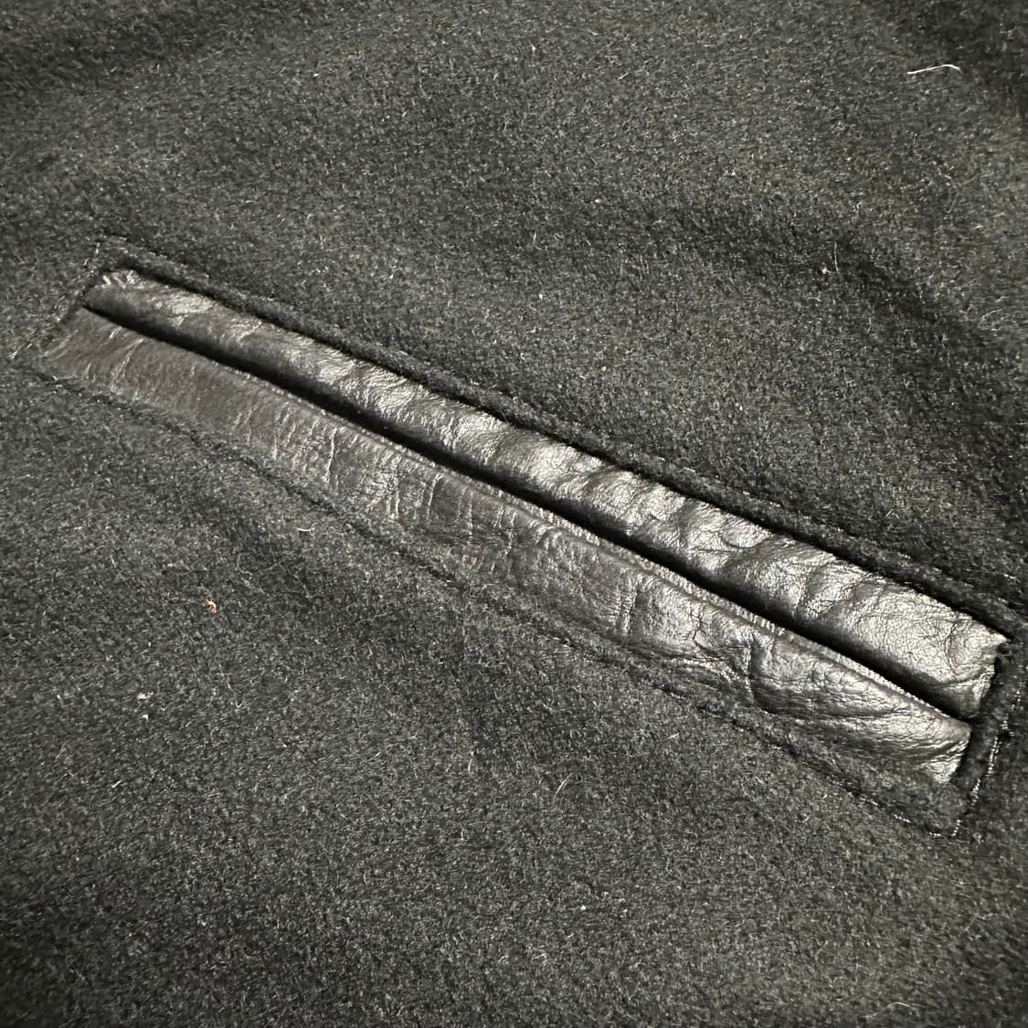 90s 늑대 프린팅 가죽 바시티 자켓 상품이미지7