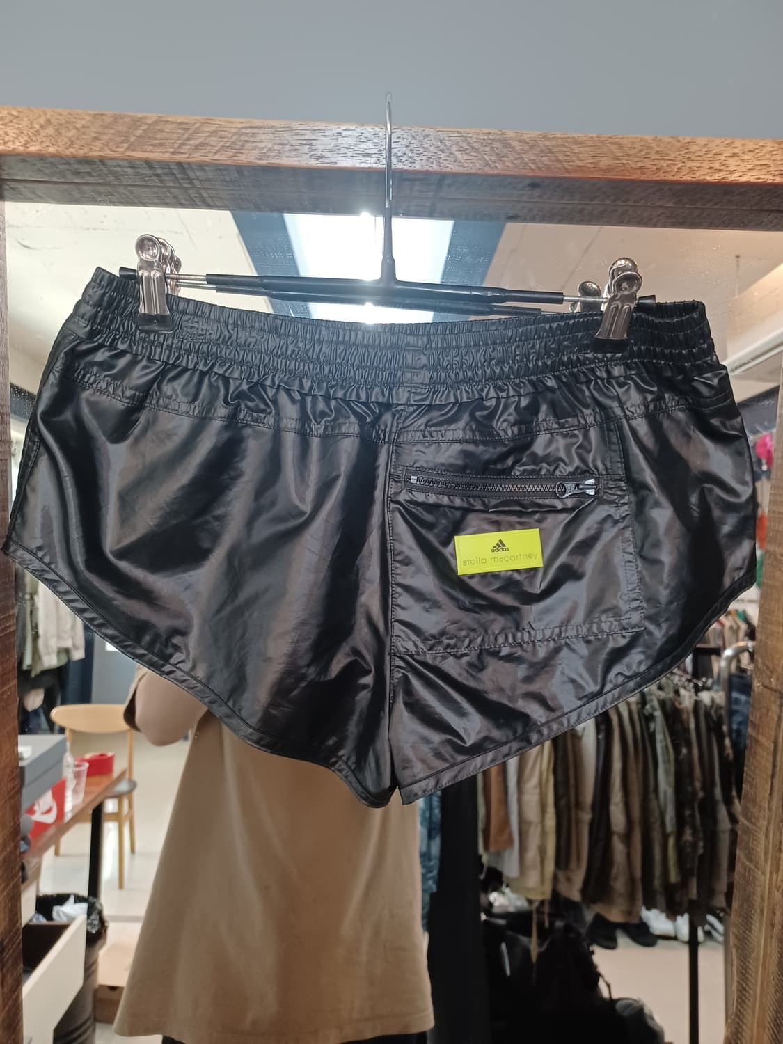 아디다스 여성  스텔라 맥카트니 유광 숏팬츠 xl 상품이미지2
