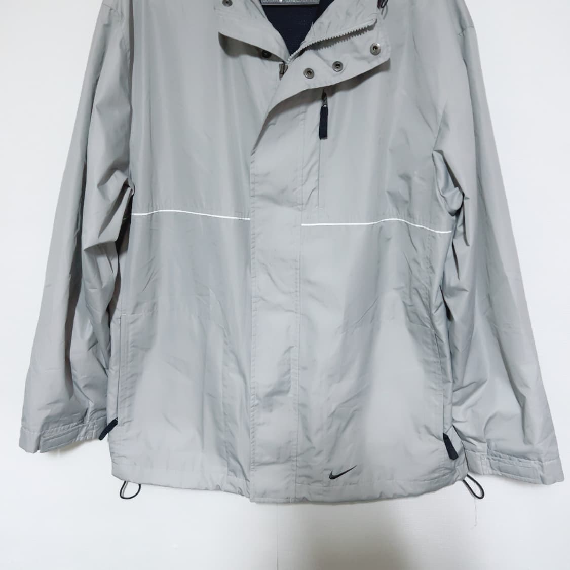 나이키 올드스쿨 실버 봄 바람막이 상품이미지3