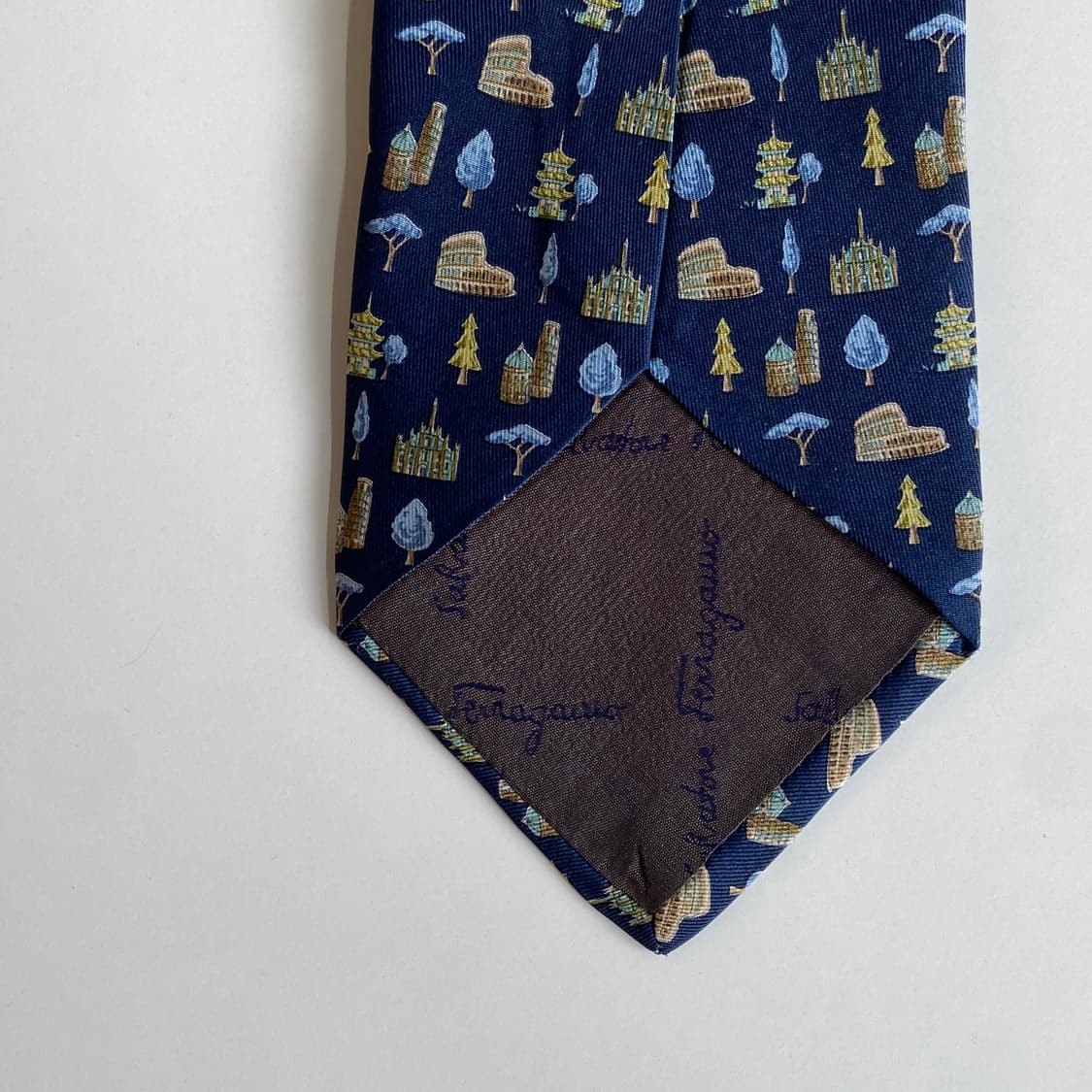 페레가모(Ferragamo) 명품 정품 넥타이 상품이미지6