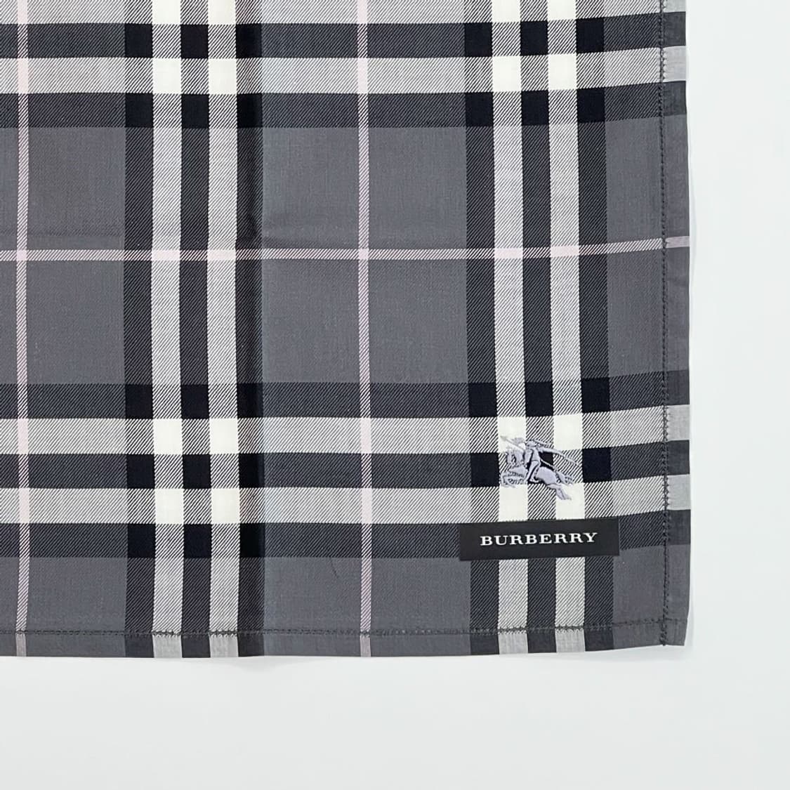 (새상품) burberry/ 버버리 쁘띠스카프 손수건 상품이미지4
