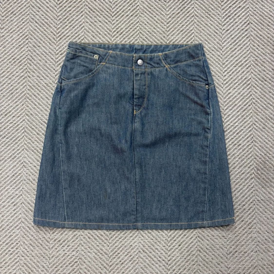 리바이스 엔지니어드 데님 스커트 v2686 상품이미지1